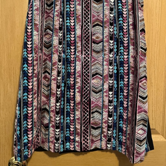 Zink London Embroidered Sleeveless A-line Dress - Picture 7 of 12